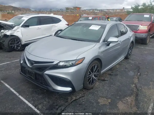 4T1G11AK7RU861095 2024 TOYOTA CAMRY - Image 2
