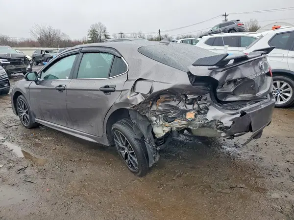 4T1G11AK7RU876194 2024 TOYOTA CAMRY - Image 2