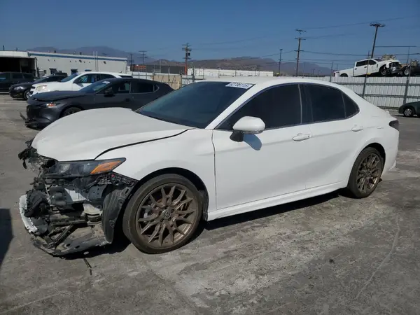 4T1G11AK7RU884327 2024 TOYOTA CAMRY - Image 1