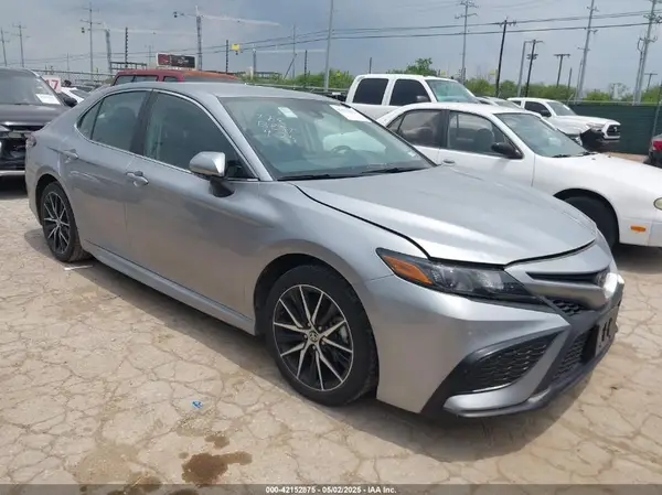 4T1G11AK7RU891603 2024 TOYOTA CAMRY - Image 1