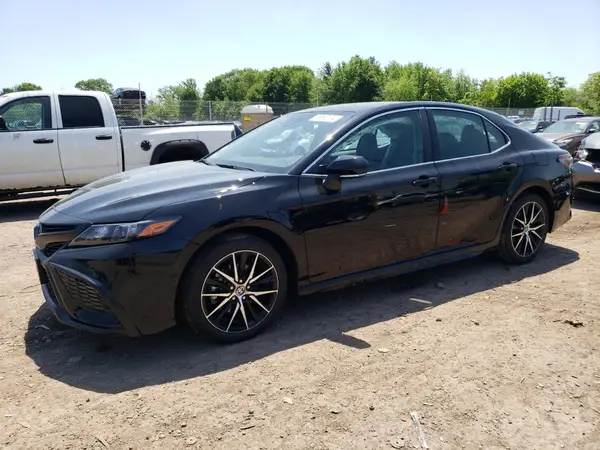4T1G11AK7RU897417 2024 TOYOTA CAMRY - Image 1