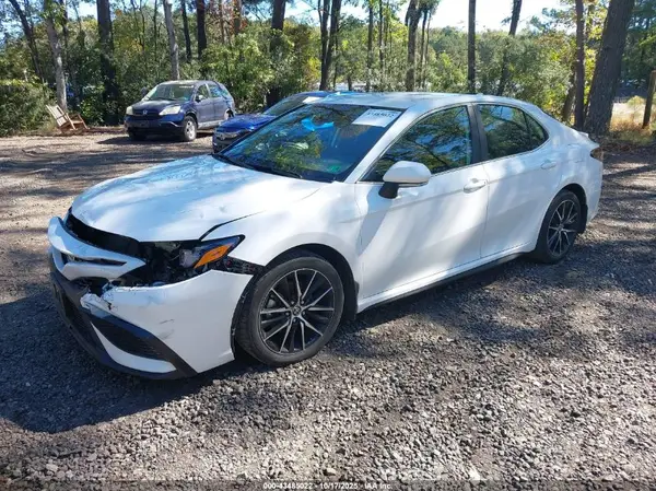 4T1G11AK7RU902180 2024 TOYOTA CAMRY - Image 2