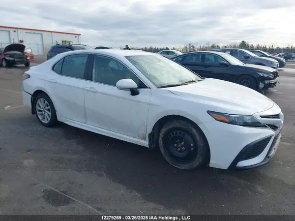 4T1G11AK7RU903894 2024 TOYOTA CAMRY - Image 1
