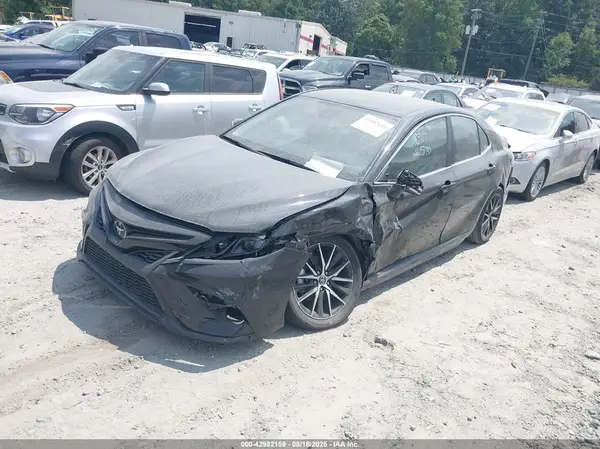 4T1G11AK7RU908917 2024 TOYOTA CAMRY - Image 2