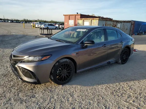 4T1G11AK7RU910893 2024 TOYOTA CAMRY - Image 1