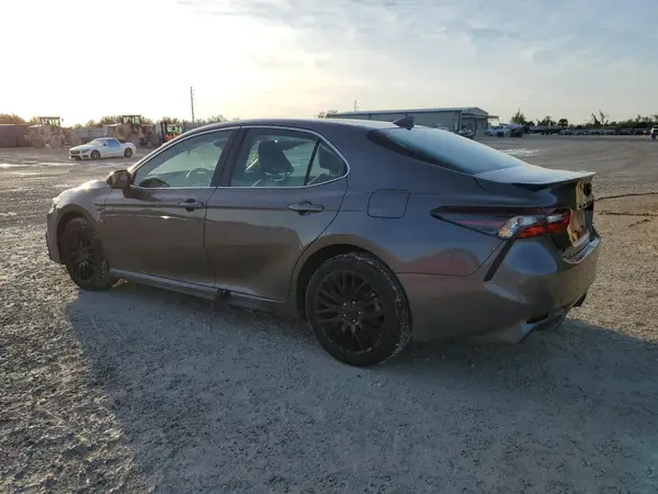 4T1G11AK7RU910893 2024 TOYOTA CAMRY - Image 2