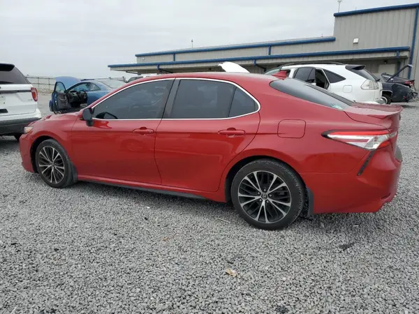 4T1G11AK8LU305238 2020 TOYOTA CAMRY - Image 2