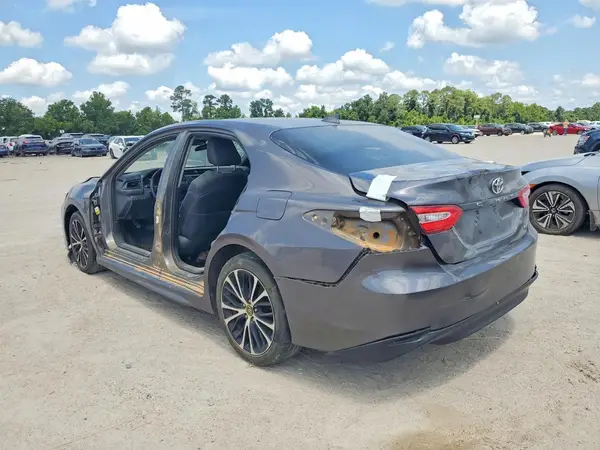 4T1G11AK8LU306499 2020 TOYOTA CAMRY - Image 2