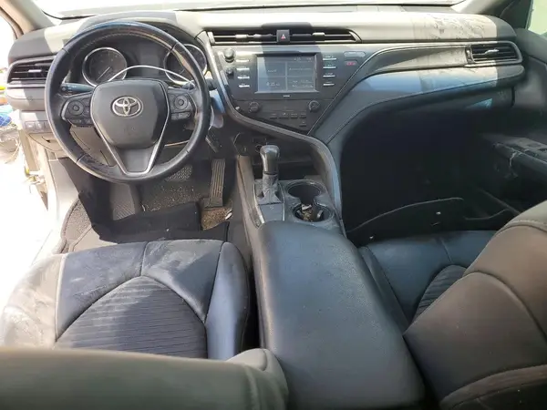 4T1G11AK8LU306499 2020 TOYOTA CAMRY - Image 8