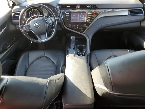 4T1G11AK8LU328051 2020 TOYOTA CAMRY - Image 8