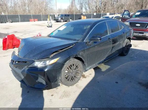 4T1G11AK8LU331497 2020 TOYOTA CAMRY - Image 2