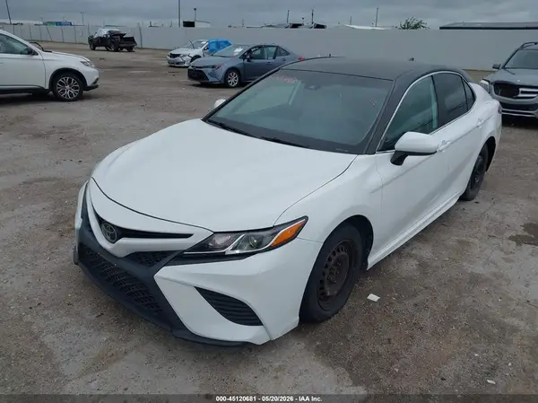 4T1G11AK8LU341477 2020 TOYOTA CAMRY - Image 2