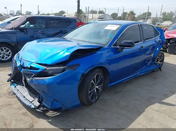 4T1G11AK8LU344539 2020 TOYOTA CAMRY - Image 2