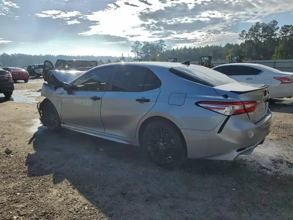 4T1G11AK8LU344931 2020 TOYOTA CAMRY - Image 2