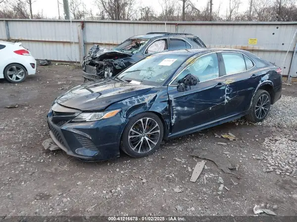4T1G11AK8LU349420 2020 TOYOTA CAMRY - Image 2