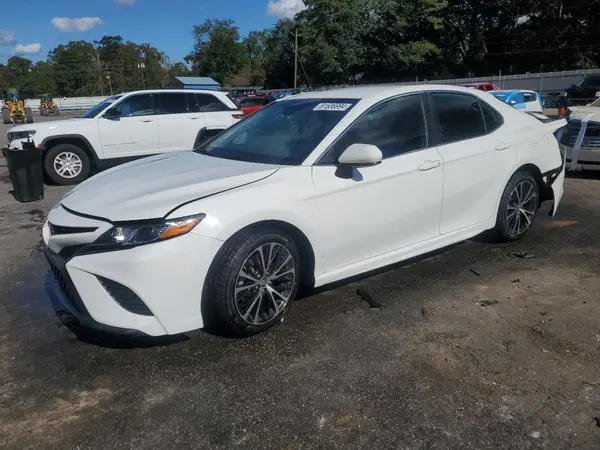 4T1G11AK8LU356481 2020 TOYOTA CAMRY - Image 1