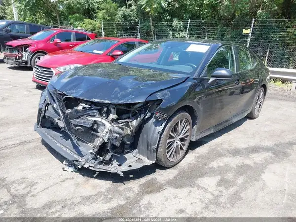 4T1G11AK8LU357257 2020 TOYOTA CAMRY - Image 2