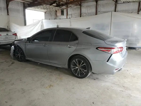 4T1G11AK8LU359803 2020 TOYOTA CAMRY - Image 2