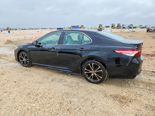 4T1G11AK8LU360417 2020 TOYOTA CAMRY - Image 2
