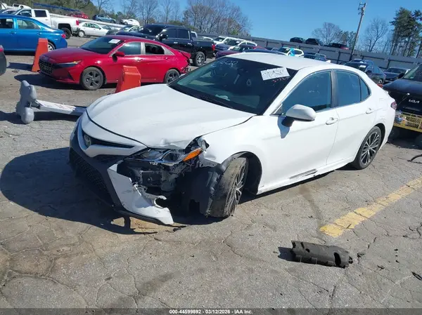 4T1G11AK8LU361602 2020 TOYOTA CAMRY - Image 2