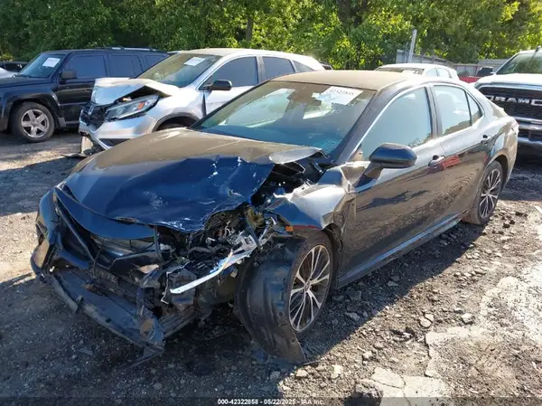 4T1G11AK8LU362751 2020 TOYOTA CAMRY - Image 2
