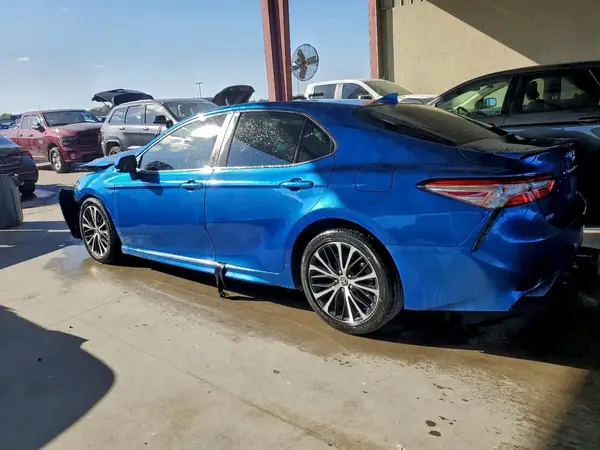 4T1G11AK8LU372311 2020 TOYOTA CAMRY - Image 2