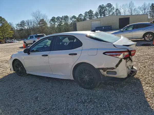 4T1G11AK8LU376987 2020 TOYOTA CAMRY - Image 2