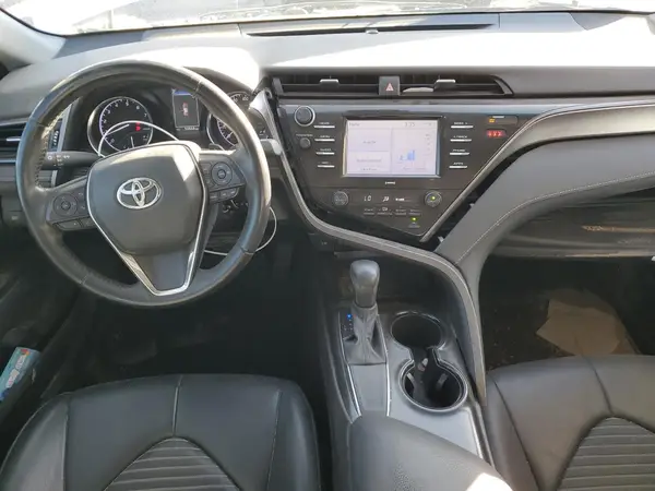 4T1G11AK8LU379503 2020 TOYOTA CAMRY - Image 8