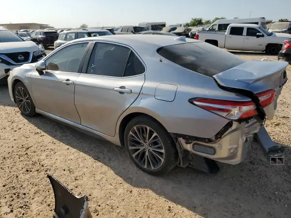4T1G11AK8LU505357 2020 TOYOTA CAMRY - Image 2