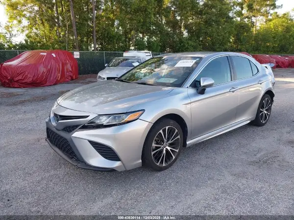 4T1G11AK8LU507836 2020 TOYOTA CAMRY - Image 2