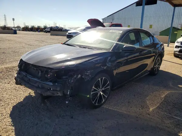 4T1G11AK8LU508520 2020 TOYOTA CAMRY - Image 1