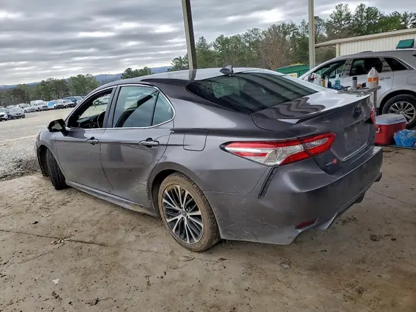 4T1G11AK8LU508808 2020 TOYOTA CAMRY - Image 2