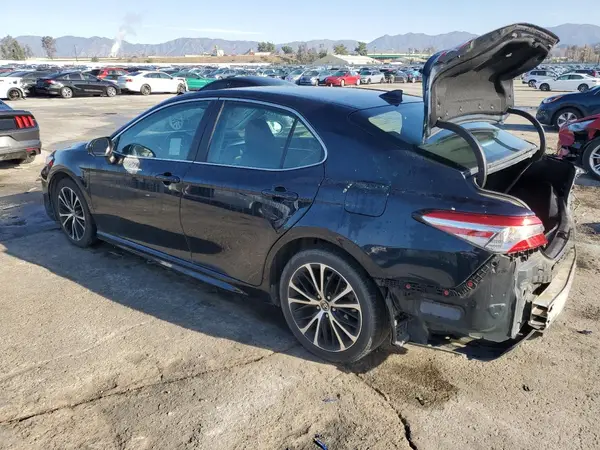 4T1G11AK8LU510509 2020 TOYOTA CAMRY - Image 2