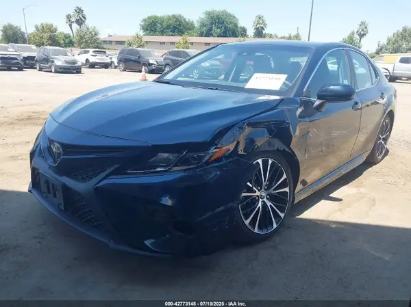 4T1G11AK8LU511126 2020 TOYOTA CAMRY - Image 2