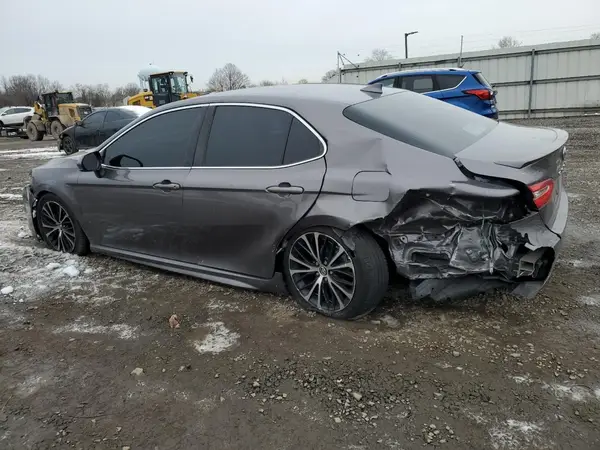 4T1G11AK8LU857323 2020 TOYOTA CAMRY - Image 2