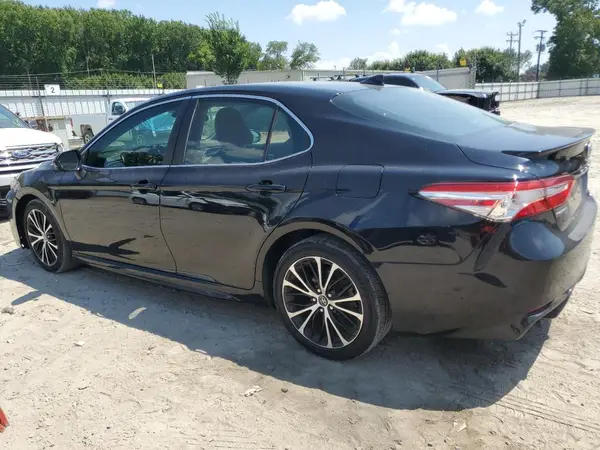 4T1G11AK8LU859363 2020 TOYOTA CAMRY - Image 2