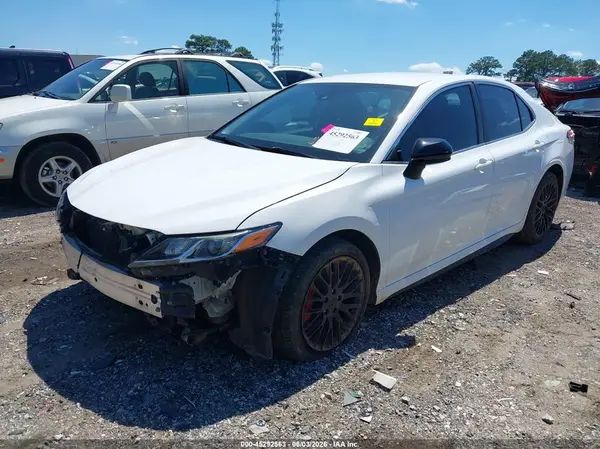 4T1G11AK8LU898289 2020 TOYOTA CAMRY - Image 2