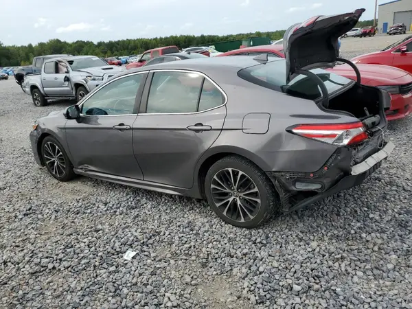 4T1G11AK8LU916581 2020 TOYOTA CAMRY - Image 2