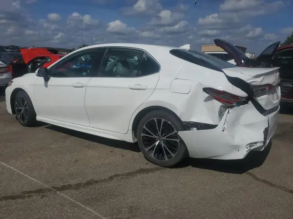 4T1G11AK8LU917150 2020 TOYOTA CAMRY - Image 2