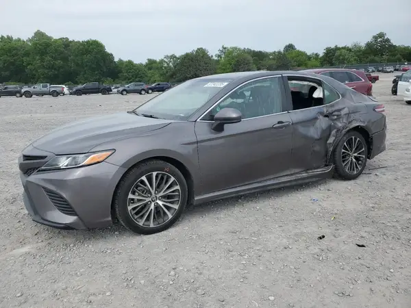 4T1G11AK8LU927869 2020 TOYOTA CAMRY - Image 1