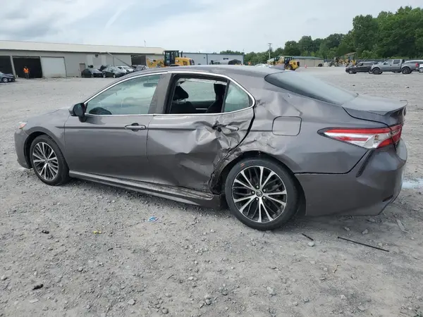 4T1G11AK8LU927869 2020 TOYOTA CAMRY - Image 2