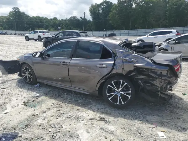 4T1G11AK8LU931713 2020 TOYOTA CAMRY - Image 2