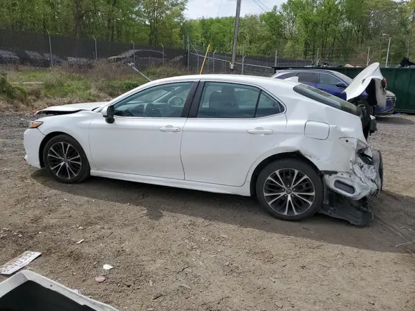 4T1G11AK8LU943327 2020 TOYOTA CAMRY - Image 2