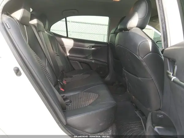 4T1G11AK8LU944185 2020 TOYOTA CAMRY - Image 8