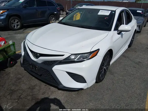4T1G11AK8LU953419 2020 TOYOTA CAMRY - Image 2