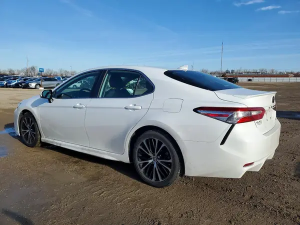 4T1G11AK8LU954800 2020 TOYOTA CAMRY - Image 2