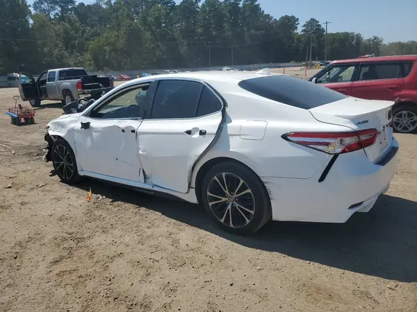 4T1G11AK8LU968115 2020 TOYOTA CAMRY - Image 2