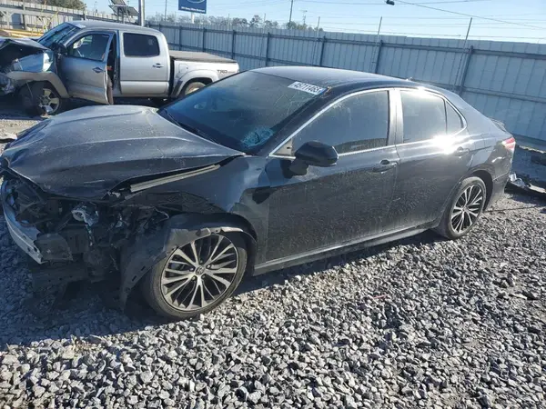 4T1G11AK8LU975078 2020 TOYOTA CAMRY - Image 1