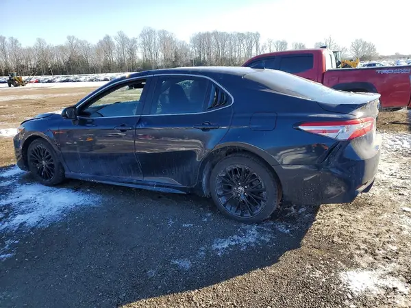 4T1G11AK8LU977896 2020 TOYOTA CAMRY - Image 2