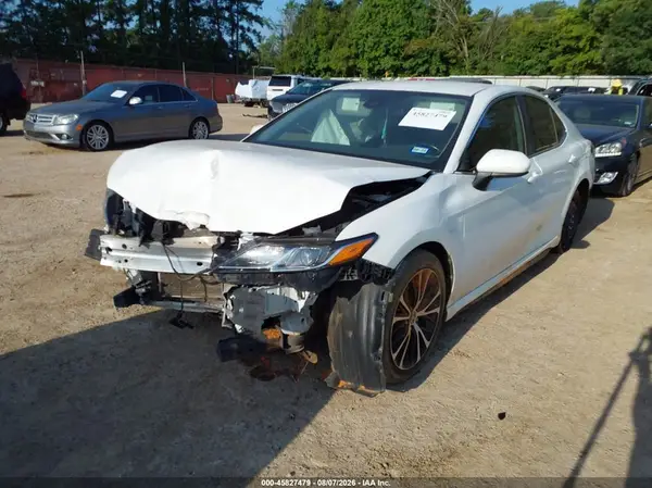4T1G11AK8LU999767 2020 TOYOTA CAMRY - Image 2